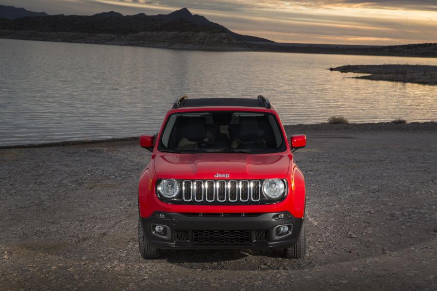  Jeep Renegade 2014 года  (фото 20 из 51)